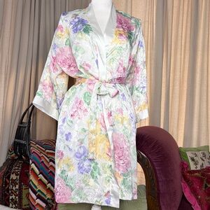 80s Victorias Secret Robe